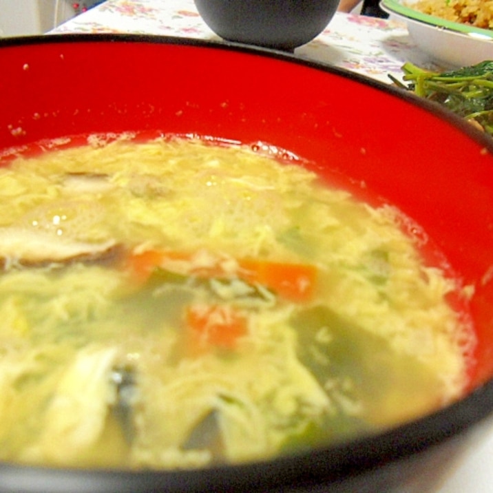 野菜とわかめのたまごスープ